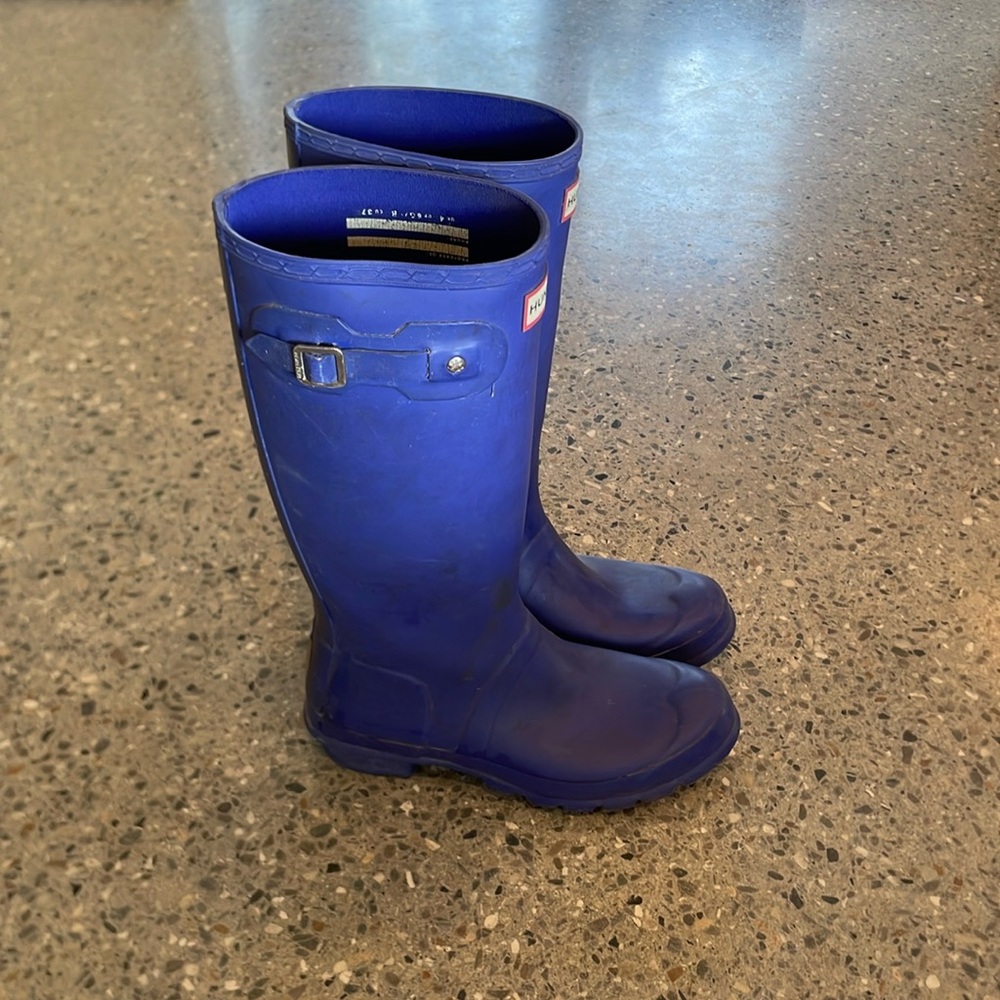 Girls purple hunter rain boots - size girls 6